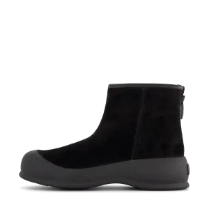 Carsey-w Black