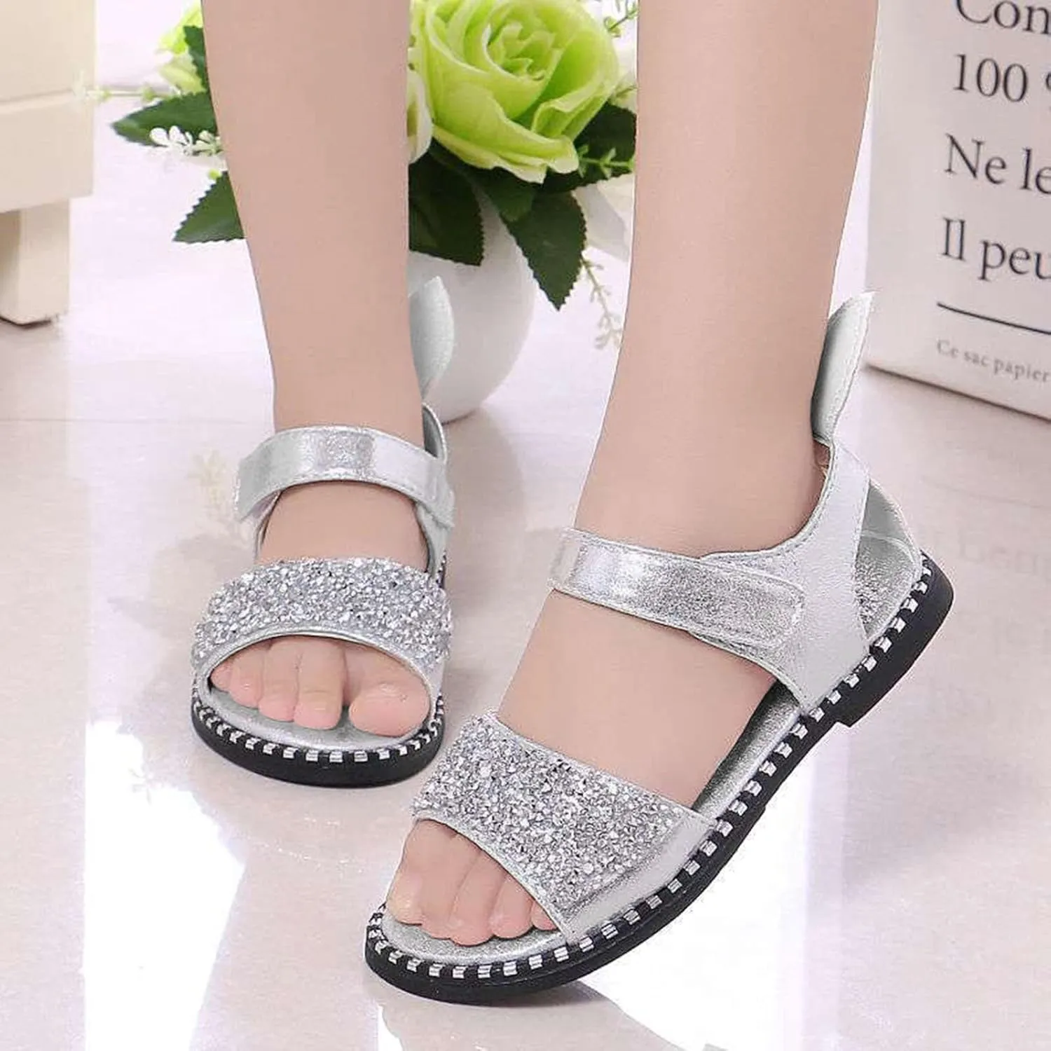 Chips Rhinestones Sequins Flat Sandals for Girls Soft Sole Non-Slip Open Toe Flower Sandals Kids Girls Sweet Shoes