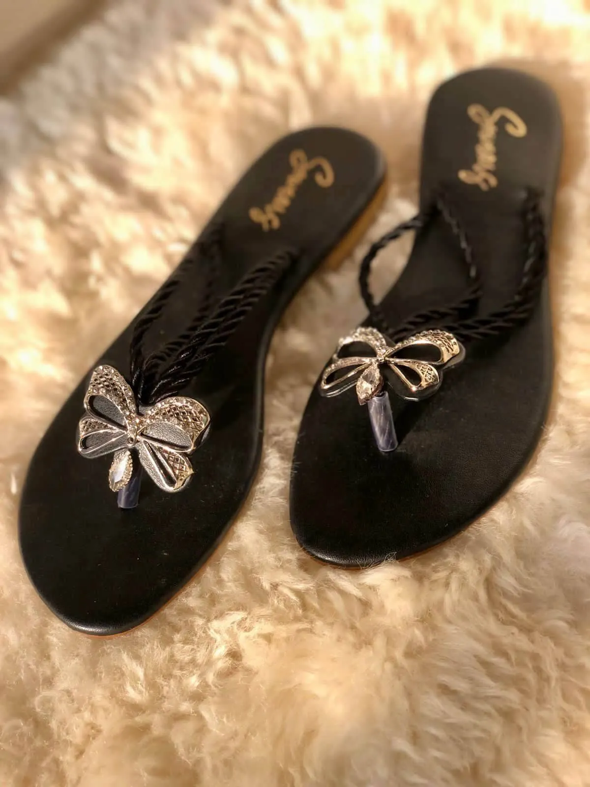 Duo Strap Butterfly Slides In Black