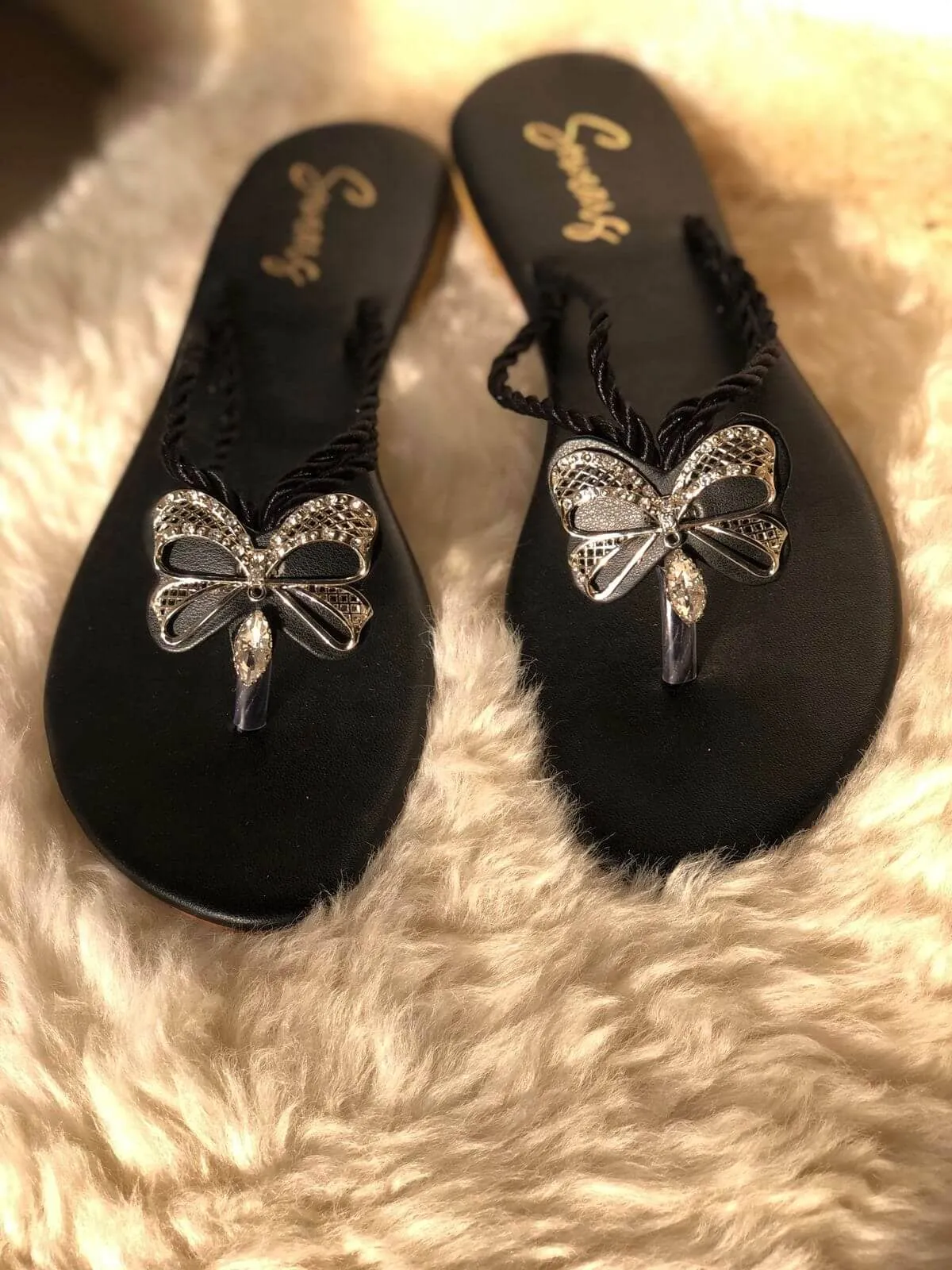 Duo Strap Butterfly Slides In Black
