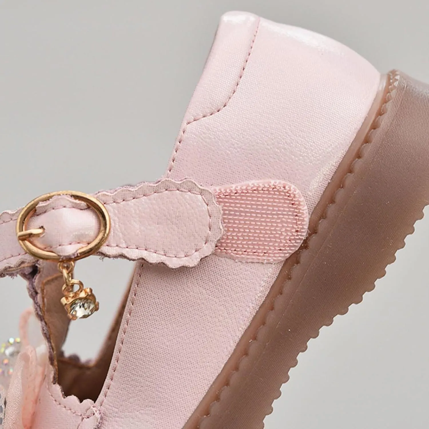 Girls Flat Pearl Rhinestone Bow Buckle Prom Party Dress Shoes Round Toe Chunky Thong Sandals for Toddler Girls