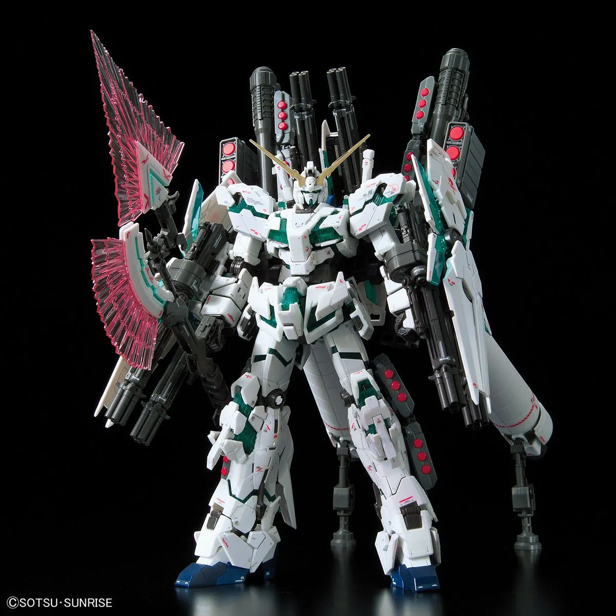 Gundam 1/144 RG #30 Unicorn RX-0 Full Armor Unicorn Gundam Model Kit