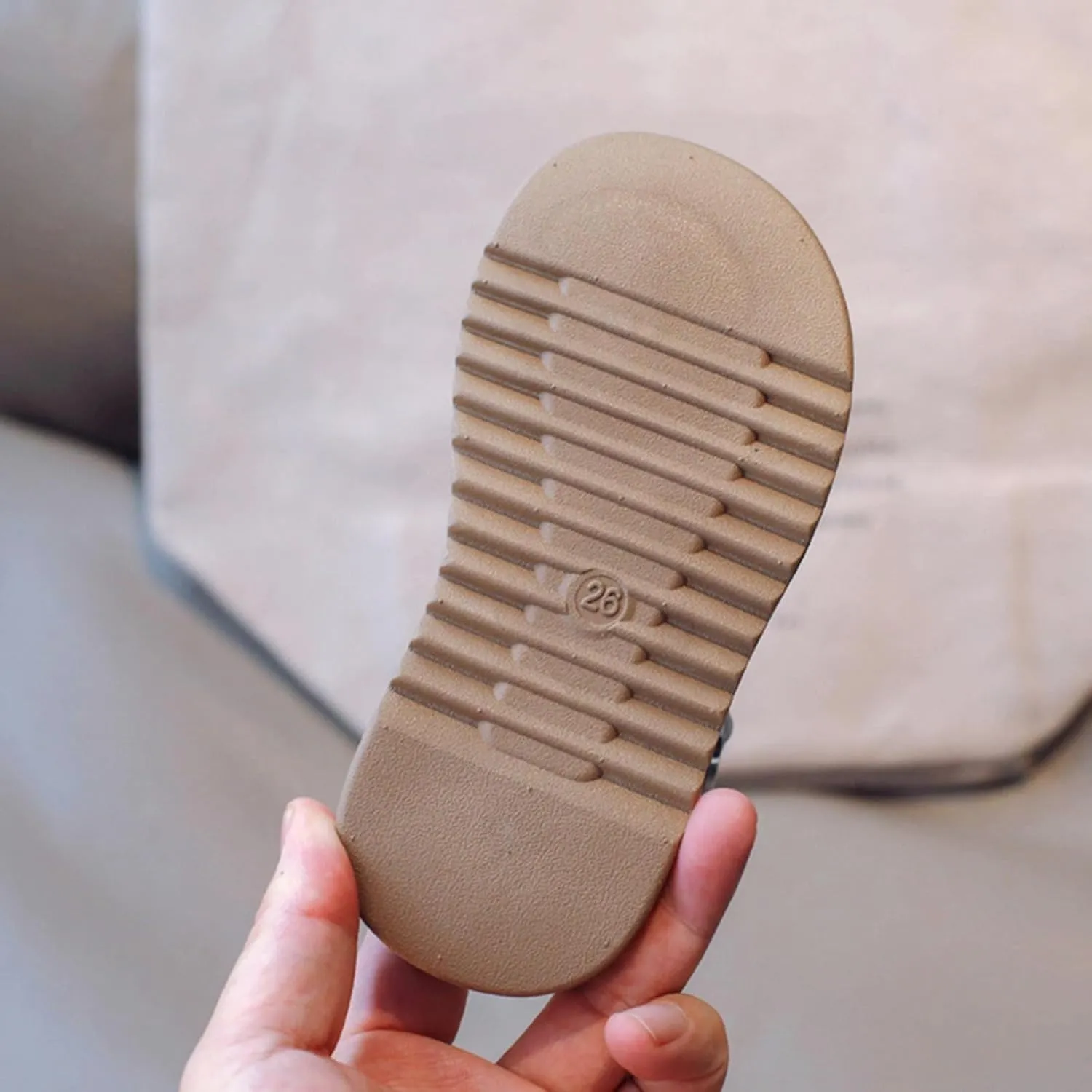 Half Open Toe Girls Sandals Open Toe Breathable Non-Slip Flats Beach Lightweight Rubber Baby Holiday Sandals