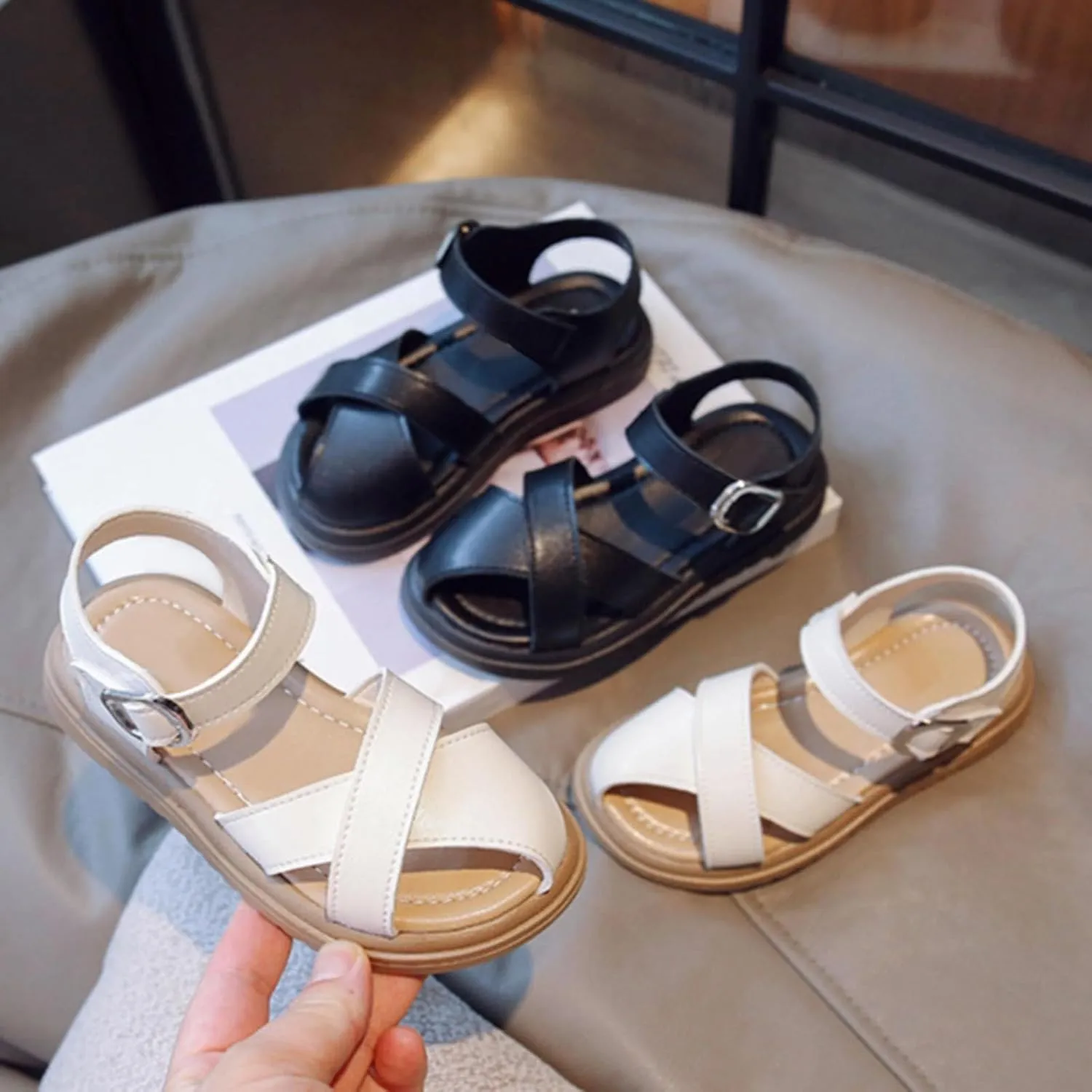 Half Open Toe Girls Sandals Open Toe Breathable Non-Slip Flats Beach Lightweight Rubber Baby Holiday Sandals