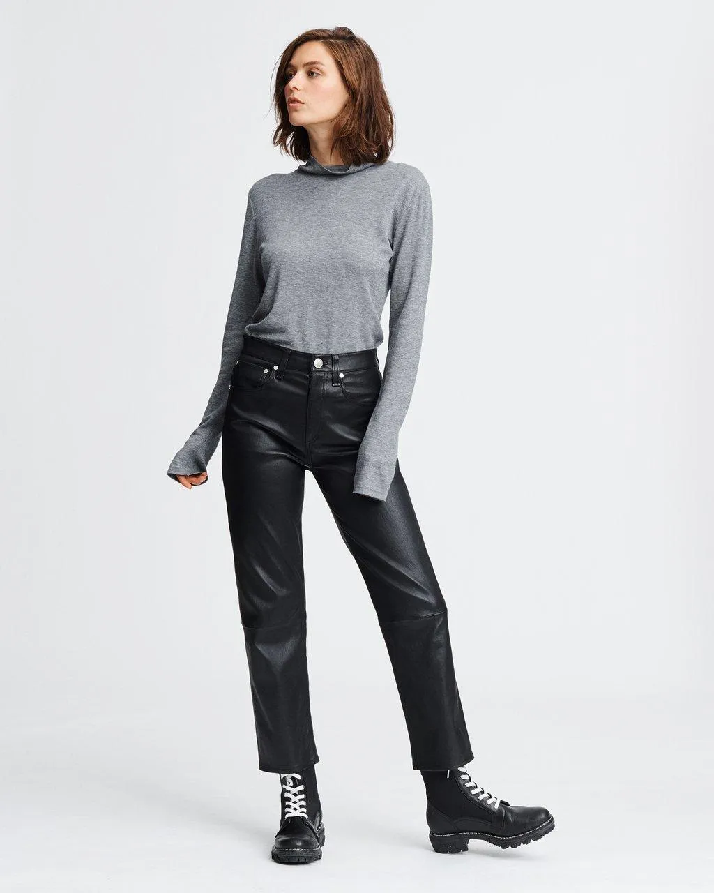 Kari Rib Turtleneck