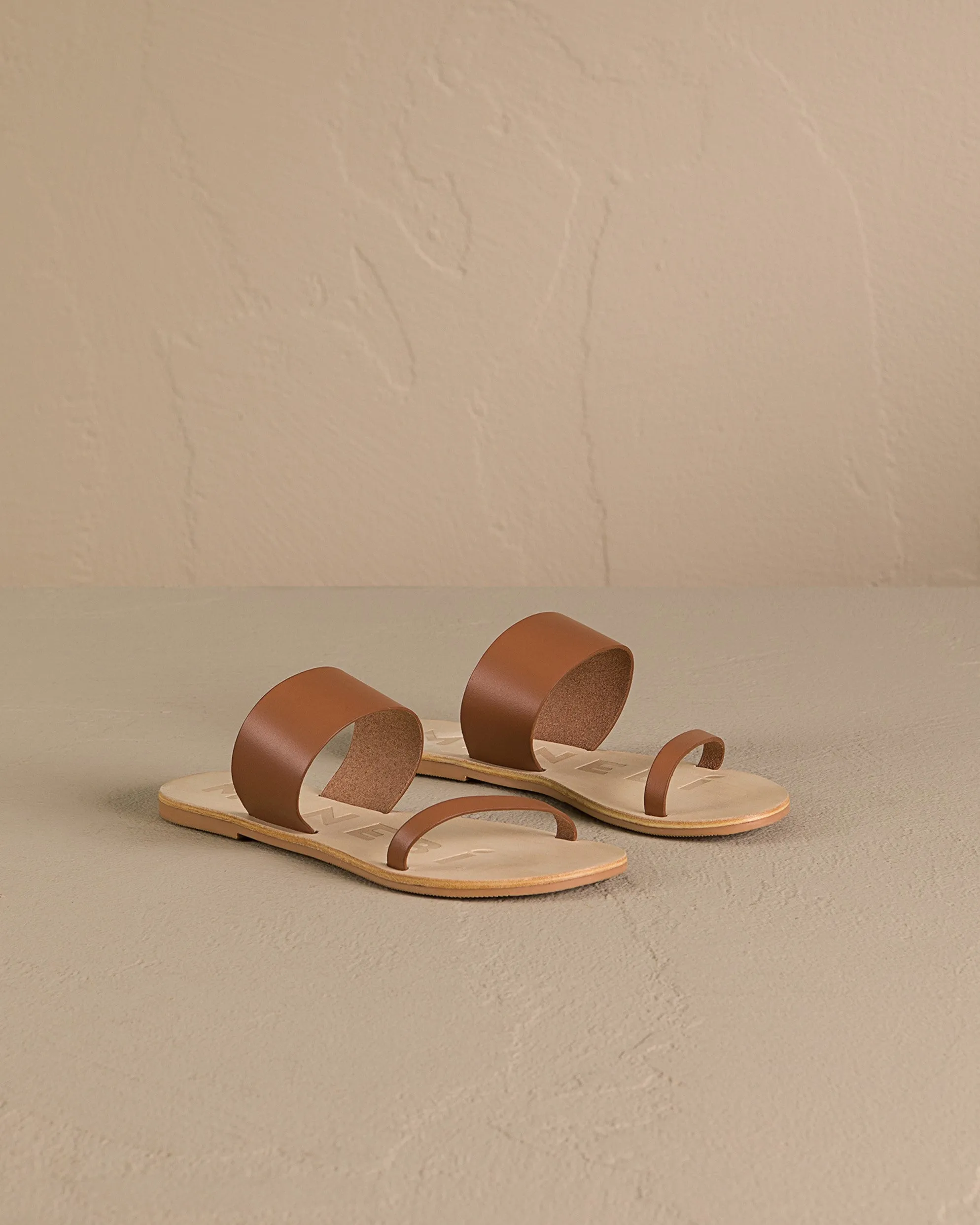 Leather Two Bands Sandals - P61Y0 - Canyon Tan