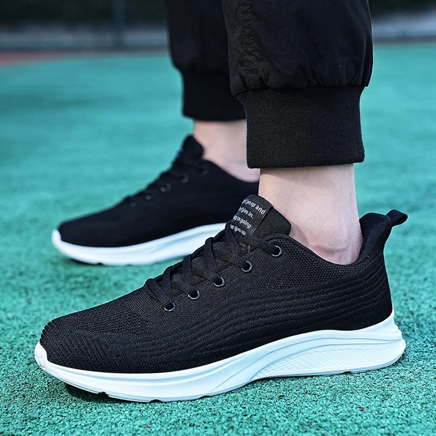 Men's Lightweight Sneakers Fashion Summer Mesh Breathable Sneakers Comfortable Lace Up Hiking Shoes for Men