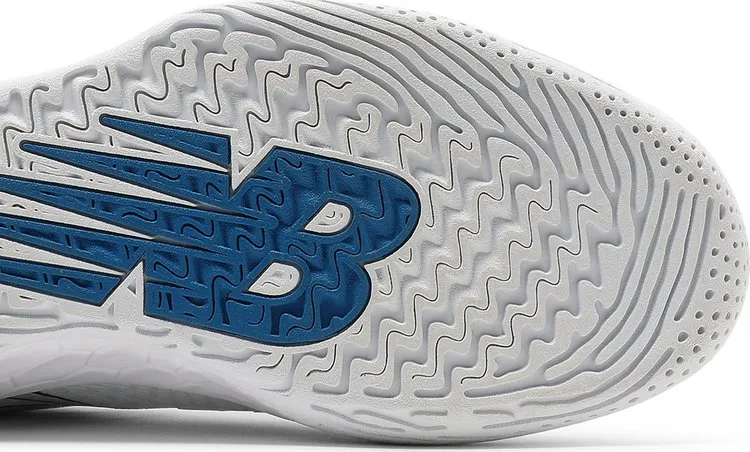 New Balance Fresh Foam X LAV v2 'White Laser Blue' sneakers, white