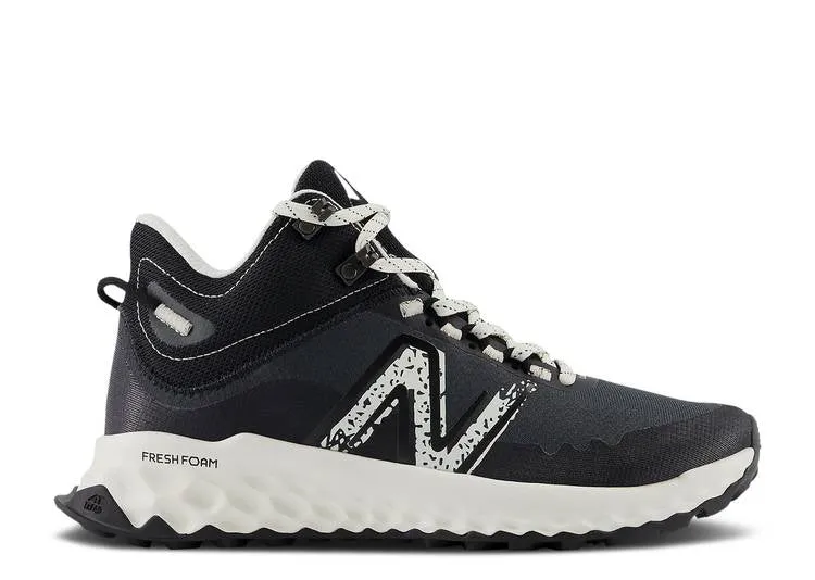 New Balance WMNS FRESH FOAM GAROÉ MID 'BLACKTOP SEA SALT' sneakers, black