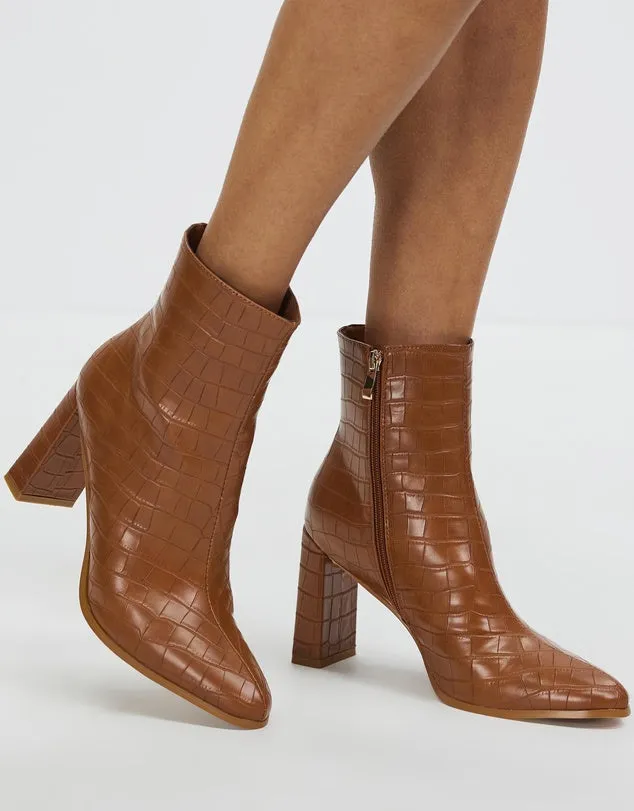 Oralie Boot - Tan/Croc