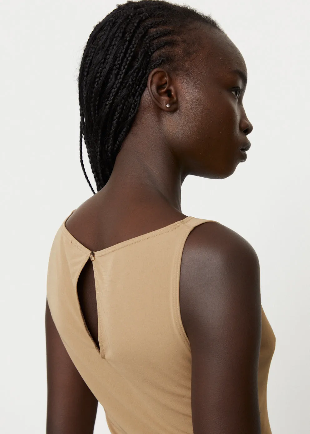 Sleeveless Boat Neck Top