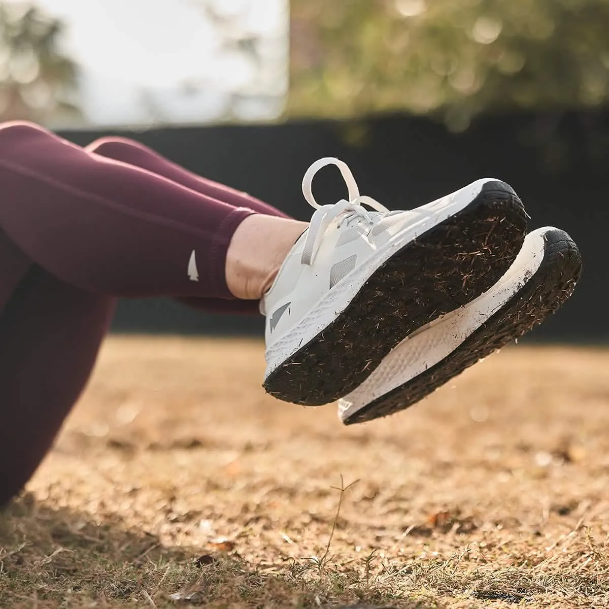 Women's Rough Runners - Light Grey   White